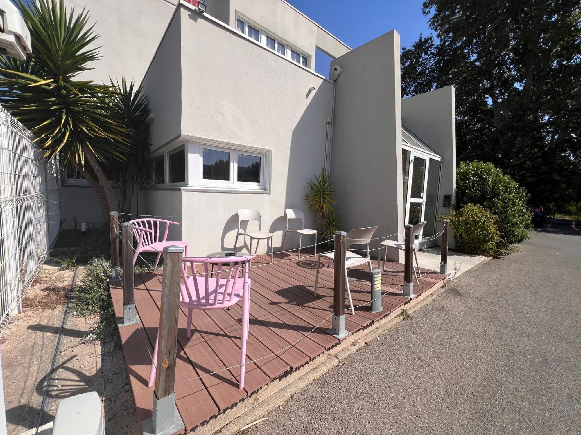 Contact Hotel Marseille Aubagne La Penne-sur-Huveaune Eksteriør billede
