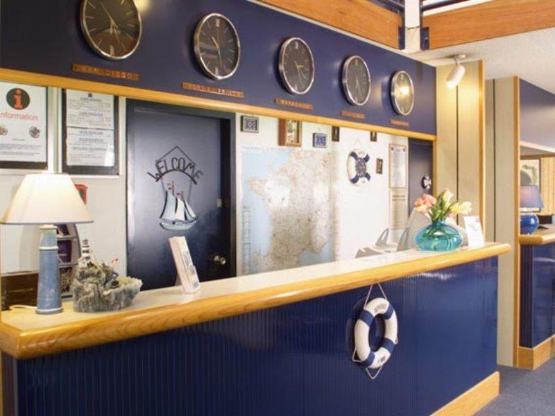 Contact Hotel Marseille Aubagne La Penne-sur-Huveaune Eksteriør billede