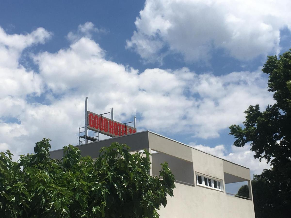 Contact Hotel Marseille Aubagne La Penne-sur-Huveaune Eksteriør billede
